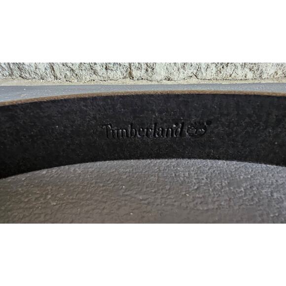 Timberland Mens Genuine Leather Brown  Belt, Sz 42 - Picture 2 of 5